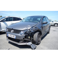 Attache ceinture arriere gauche VOLKSWAGEN POLO 5