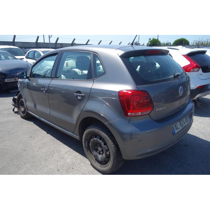 Attache ceinture arriere gauche VOLKSWAGEN POLO 5 Photo n°14