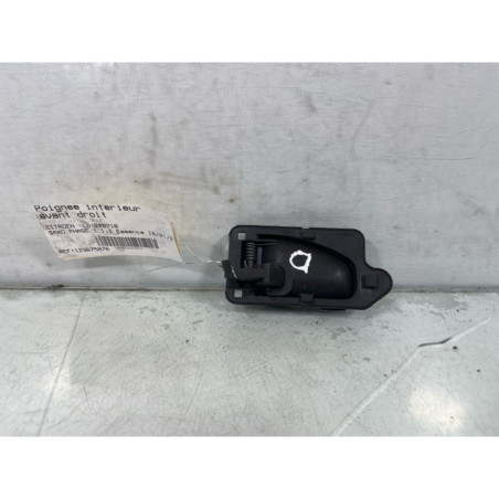 Poignee interieur avant droit CITROEN SAXO