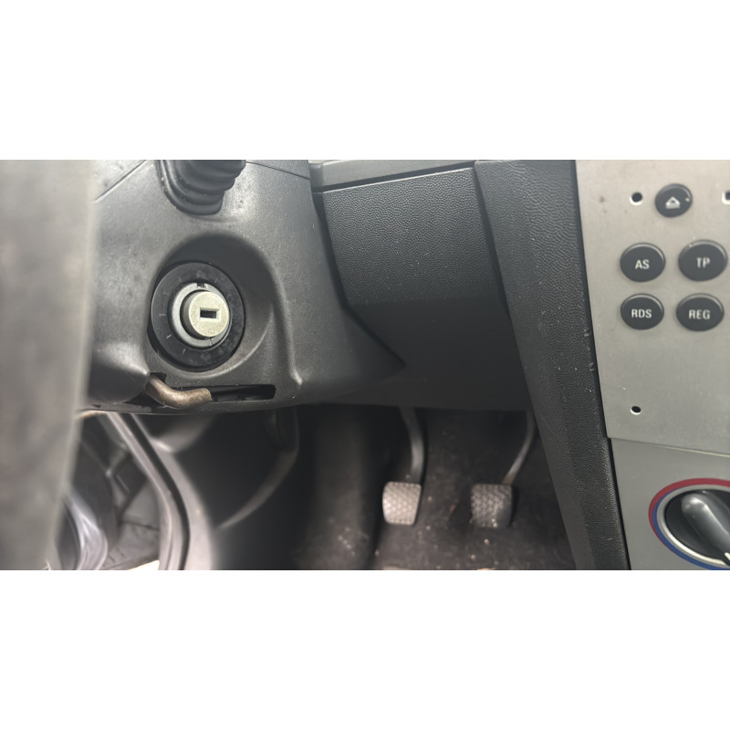 Poignee porte avant gauche OPEL MERIVA A Photo n°20