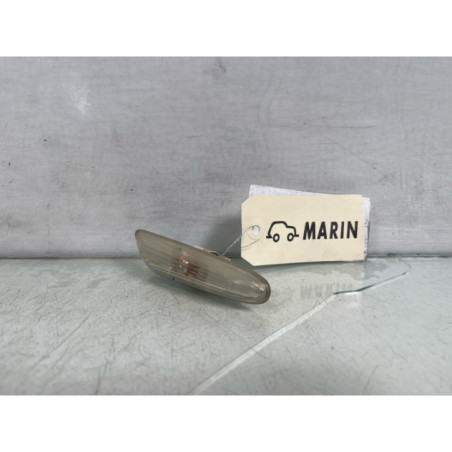 Repetiteur clignotant avant droit  (Feux) BMW SERIE 1 E87 Photo n°1