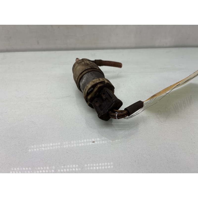 Pompe lave glace avant MERCEDES 200 W123 Photo n°3