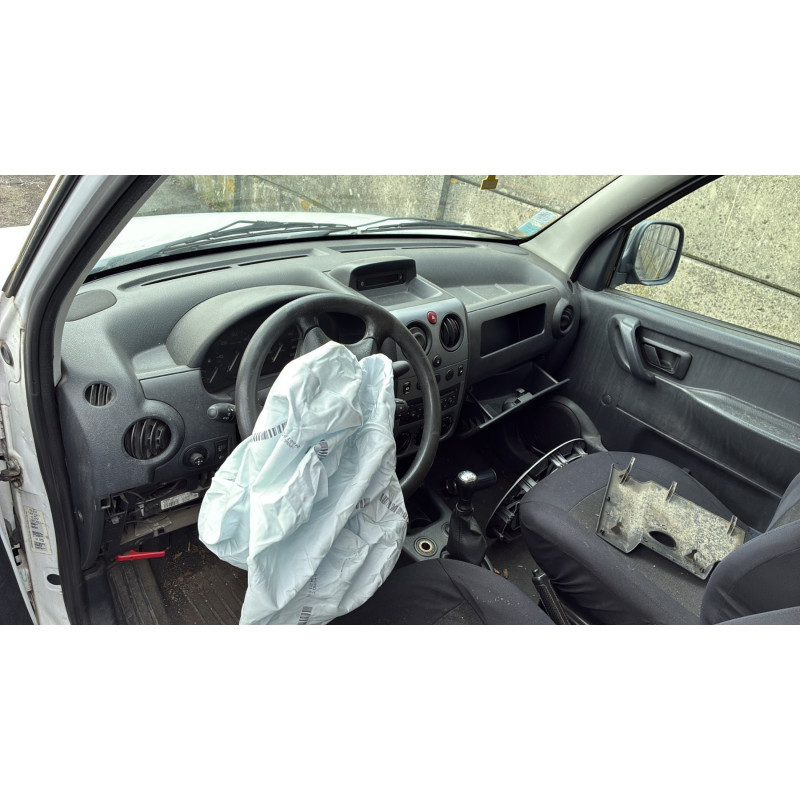Poignee interieur avant gauche PEUGEOT PARTNER 1 Photo n°16