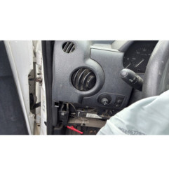 Poignee interieur avant gauche PEUGEOT PARTNER 1