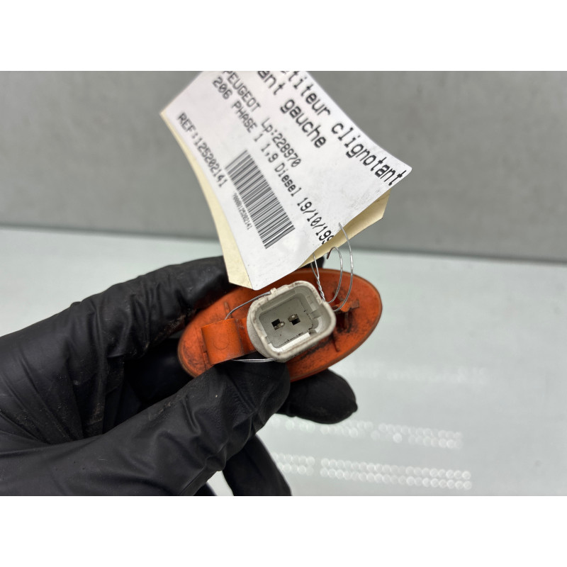 Repetiteur clignotant avant gauche (Feux) PEUGEOT 206 Photo n°3