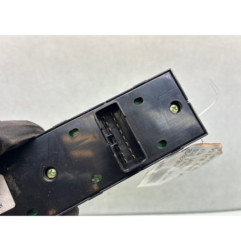 Interrupteur de leve vitre avant gauche KIA SOUL 1