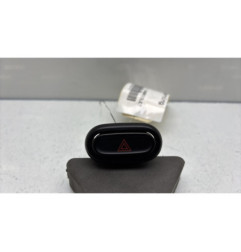 Bouton de warning MINI MINI 3 F57 Photo n°1