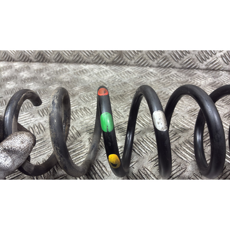 Ressort de suspension arriere droit RENAULT MEGANE 4 Photo n°2