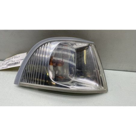 Optique avant secondaire droit (feux)(clignotant) VOLVO V 40 1 Photo n°1