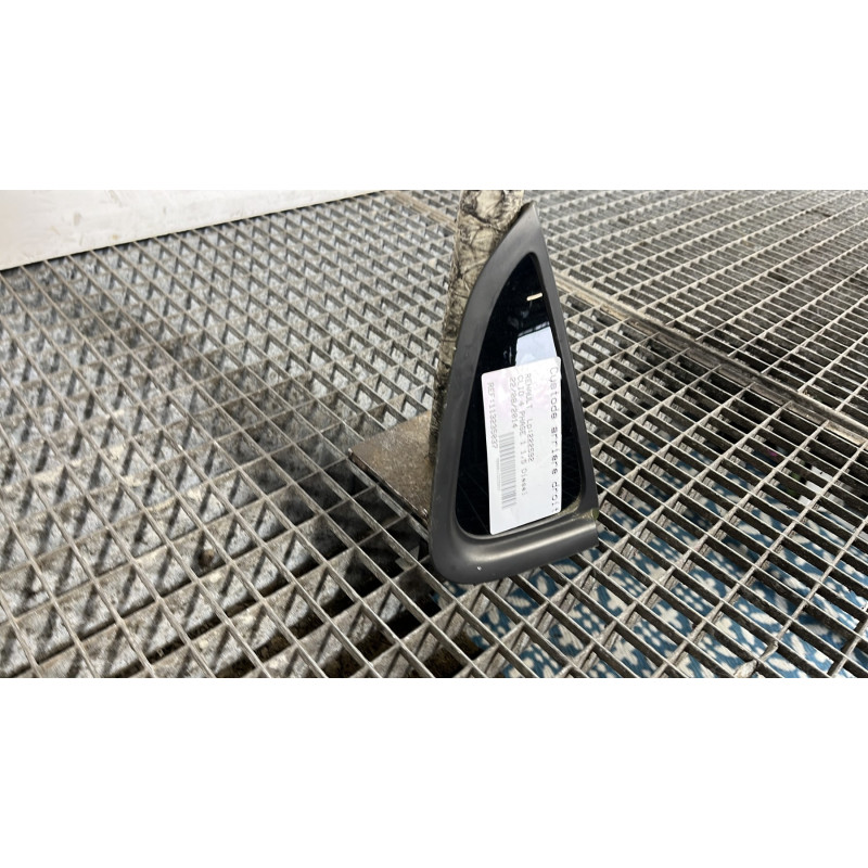 Custode arriere droit RENAULT CLIO 4 Photo n°3