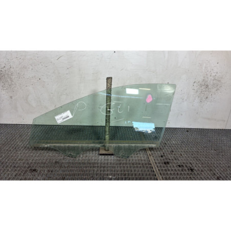 Vitre avant gauche SEAT IBIZA 5 Photo n°1