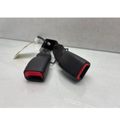 Attache ceinture arriere droit KIA SOUL 1 Photo n°1