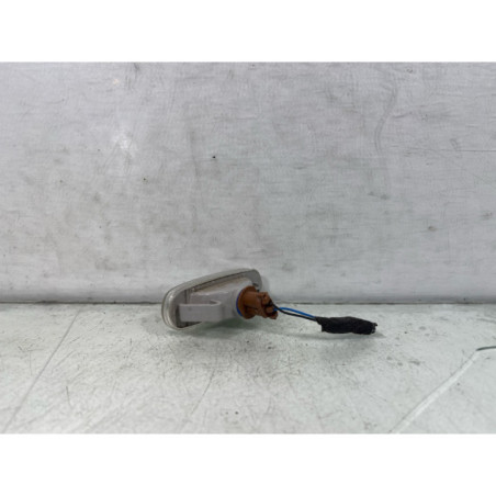 Repetiteur clignotant avant droit  (Feux) PEUGEOT BIPPER