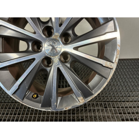 Jante PEUGEOT 308 2 SW Photo n°1