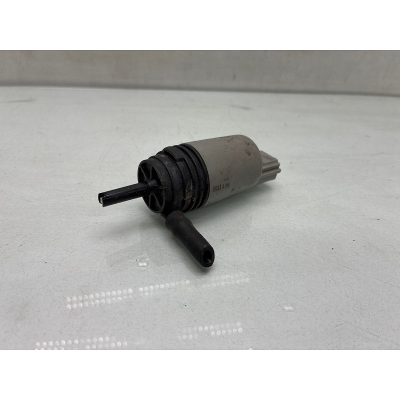 Pompe lave glace avant BMW SERIE 3 E90 Photo n°1
