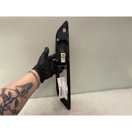 Interrupteur de leve vitre avant droit PEUGEOT 5008 2