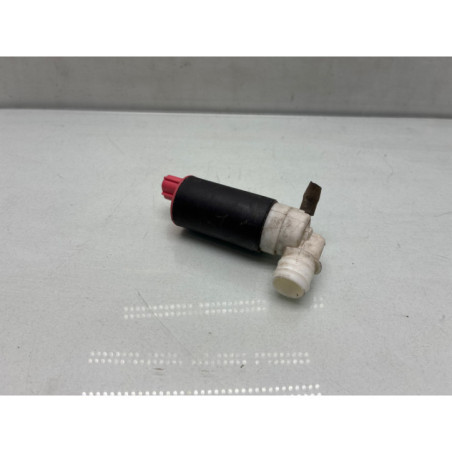 Pompe lave glace arriere TOYOTA YARIS 1
