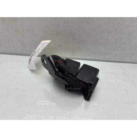 Attache ceinture arriere droit RENAULT CLIO 3