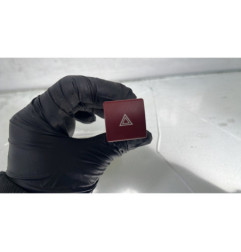 Bouton de warning PEUGEOT PARTNER 2 Photo n°1