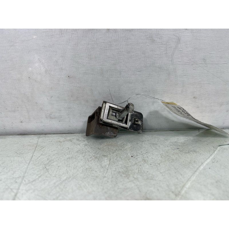 Poignee porte avant droit RENAULT SUPER 5 Photo n°8