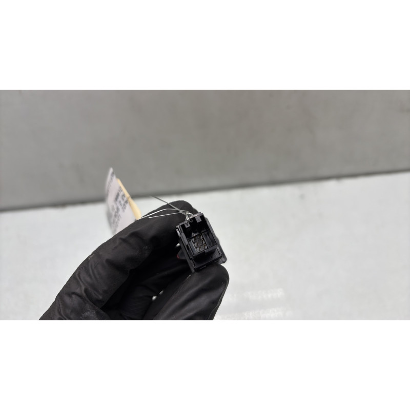 Bouton de warning AUDI A3 2 Photo n°3