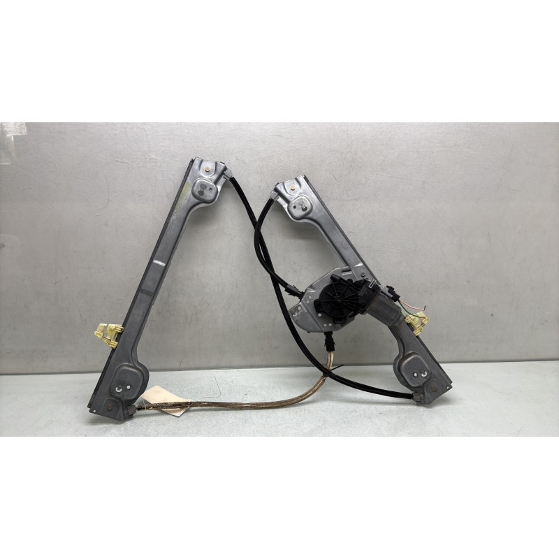 Leve vitre electrique avant droit PEUGEOT 1007 Photo n°7