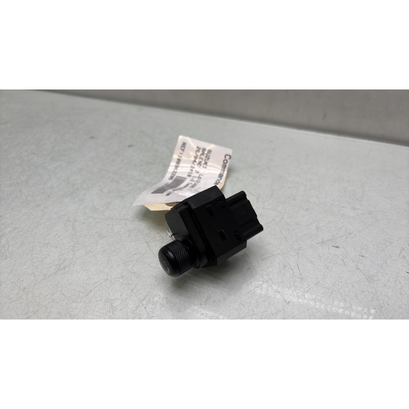 Commande retroviseurs SUZUKI BALENO 2 Photo n°2