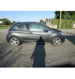 Amortisseur avant droit PEUGEOT 208 1
