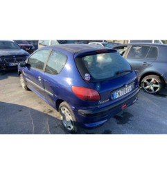 Vitre avant gauche PEUGEOT 206