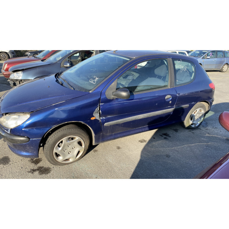 Vitre avant gauche PEUGEOT 206 Photo n°10