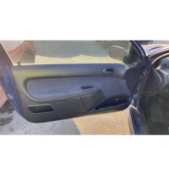 Vitre avant gauche PEUGEOT 206