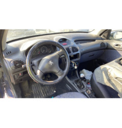 Vitre avant gauche PEUGEOT 206