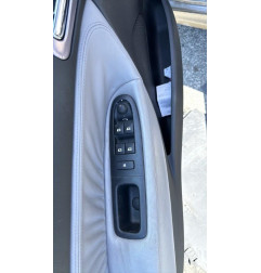 Bouton de warning PEUGEOT 607