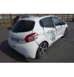 Pompe à carburant PEUGEOT 208 1