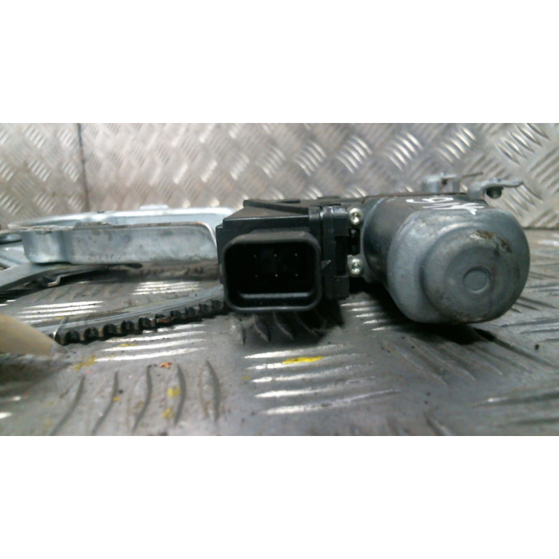 Leve vitre electrique avant gauche OPEL MERIVA A Photo n°2