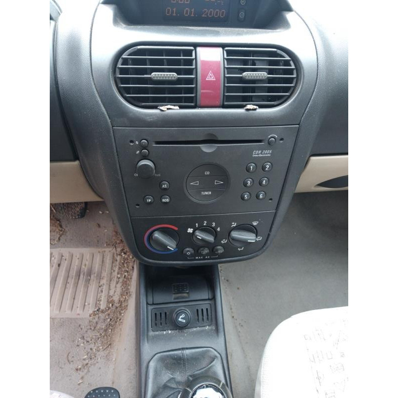 Feu arriere principal gauche (feux) OPEL CORSA C Photo n°9