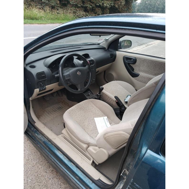 Feu arriere principal gauche (feux) OPEL CORSA C Photo n°10