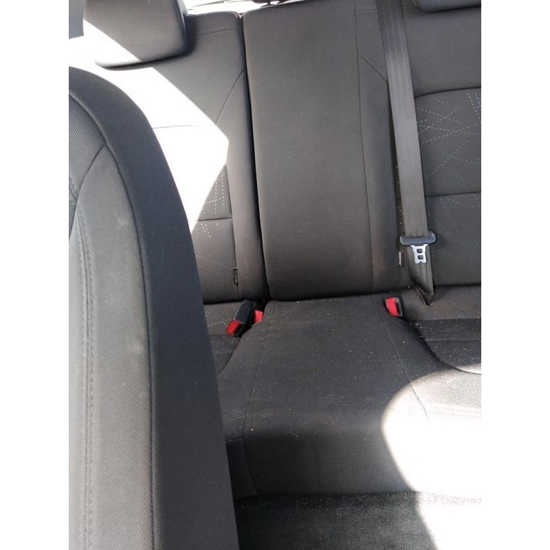 Attache ceinture arriere gauche KIA RIO 3 Photo n°10