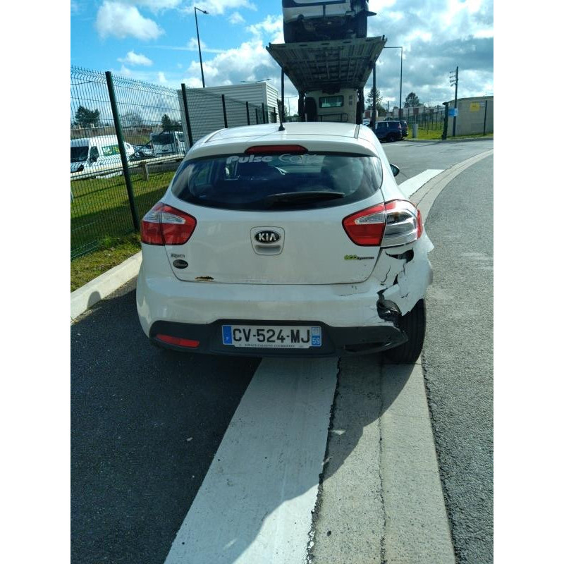 Attache ceinture arriere gauche KIA RIO 3 Photo n°12