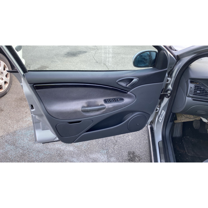Moteur CITROEN C5 1 Photo n°14