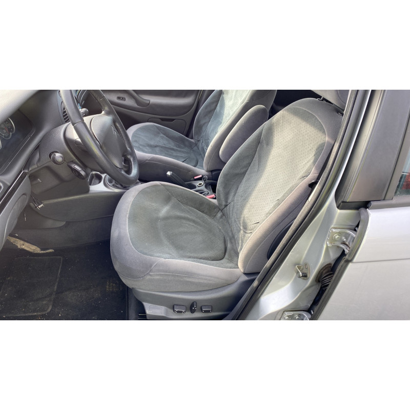 Moteur CITROEN C5 1 Photo n°16