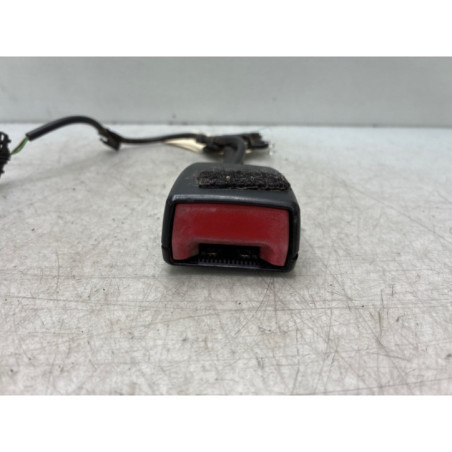 Attache ceinture avant gauche AUDI A4 2