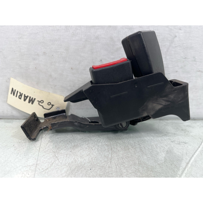 Attache ceinture arriere gauche RENAULT CLIO 3 Photo n°4