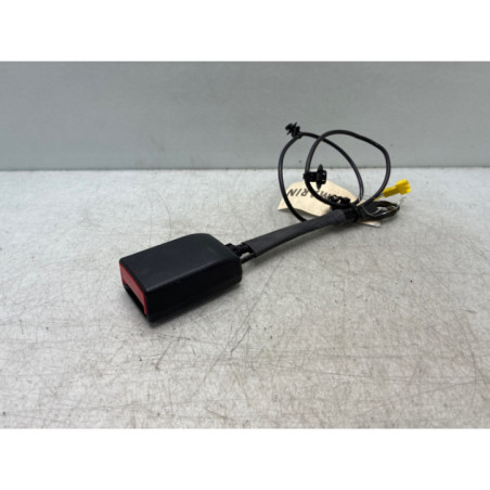 Attache ceinture avant droit MERCEDES CLASSE A 176 Photo n°1