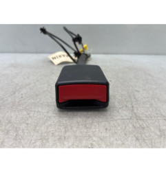 Attache ceinture avant droit MERCEDES CLASSE A 176
