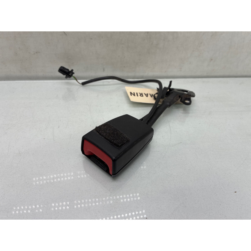 Attache ceinture avant gauche AUDI A4 2 Photo n°3