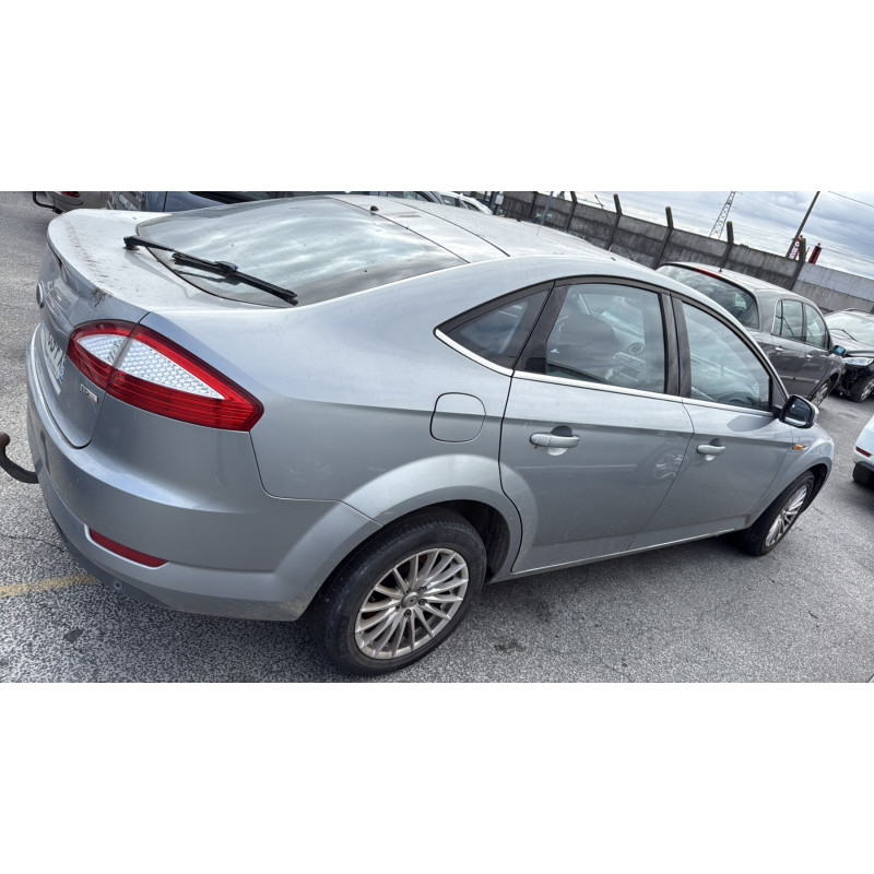 Pare choc avant FORD MONDEO 3 Photo n°12