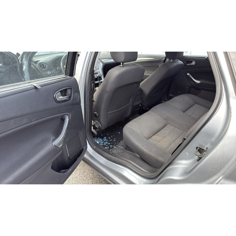 Pare choc avant FORD MONDEO 3 Photo n°17