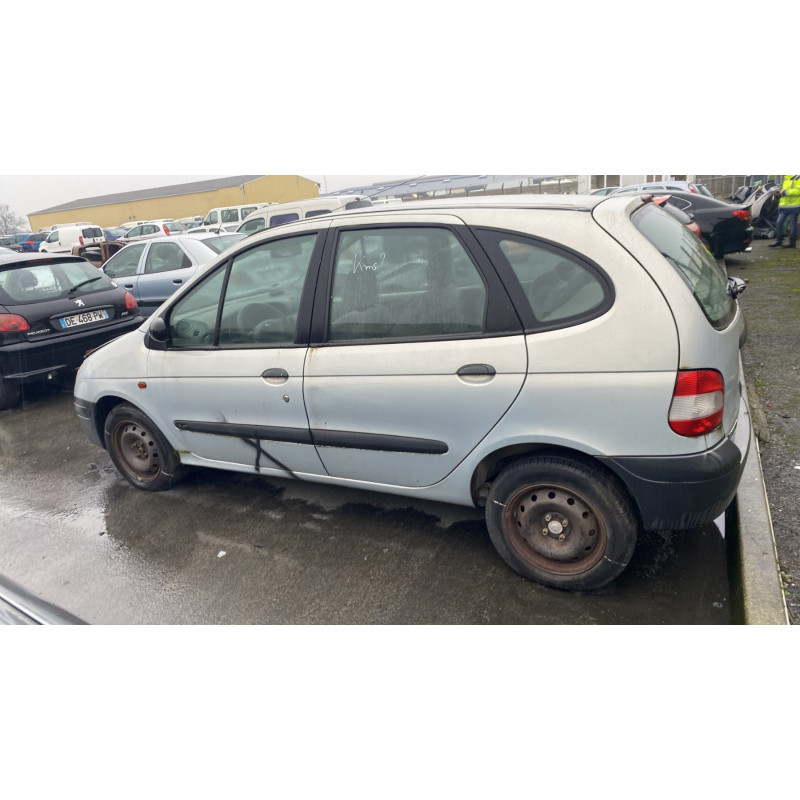 Bouton de warning RENAULT SCENIC 1 Photo n°9