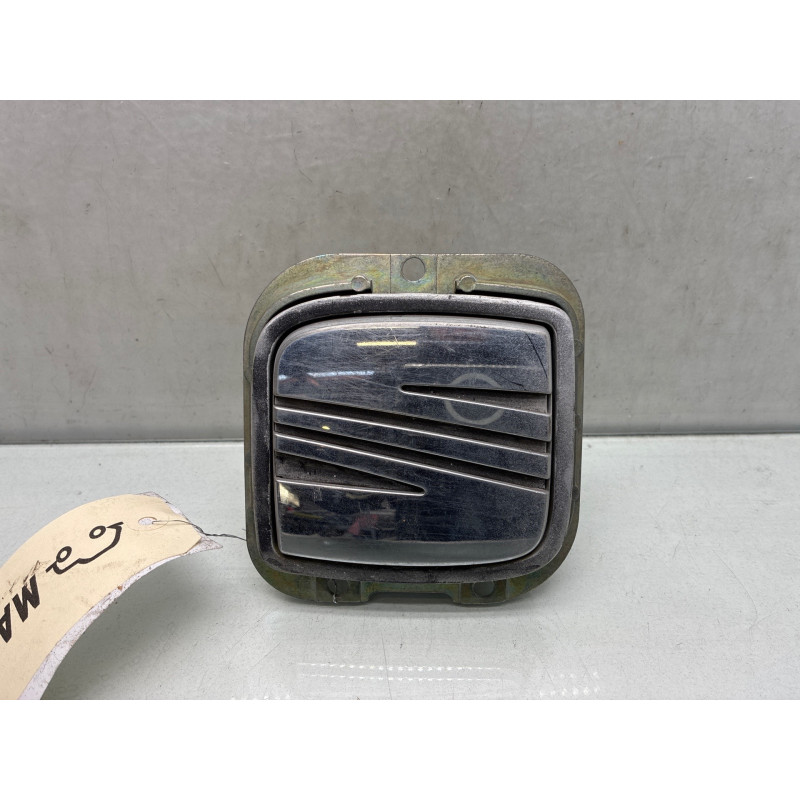 Bouton de coffre SEAT LEON 1 Photo n°1